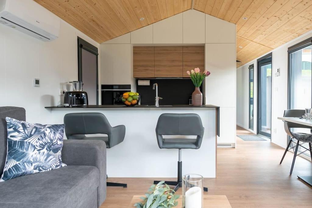 Velo & Wohnen -Neu- Elektroraeder Inklusive-Sauna-Moselblick Enkirch Buitenkant foto